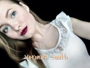 Veronika_Smith