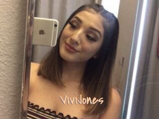 Vivi_Jones
