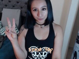 Xenia_Yap